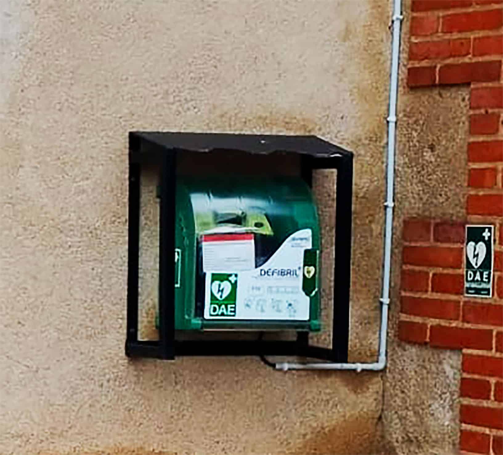 0999defib01